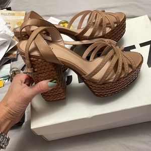 Schutz Brand new platform taupe camel color genuine leather sandals - gorgeous!!